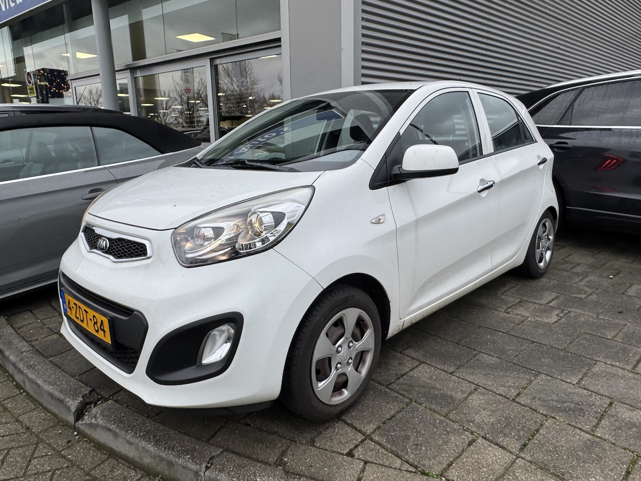 Kia Picanto - 1.0 CVVT BusinessLine BlueTooth Stuurbediening | LED Dagrijverlichting |   info;fbogaars 0 - AutoWereld.nl