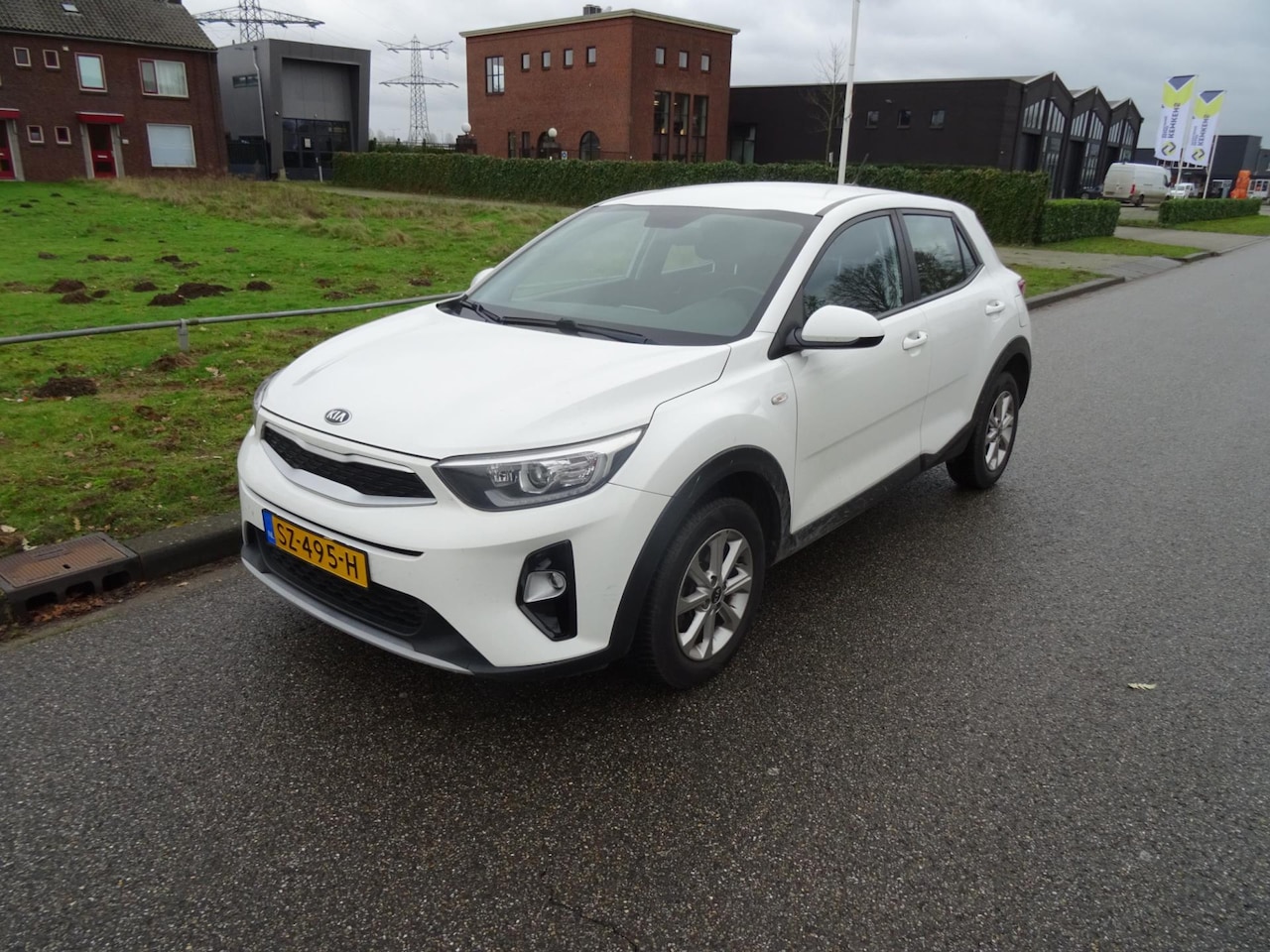 Kia Stonic - 1.2 MPi ComfortPlusLine Navigator 1.2 MPi ComfortPlusLine Navigator - AutoWereld.nl