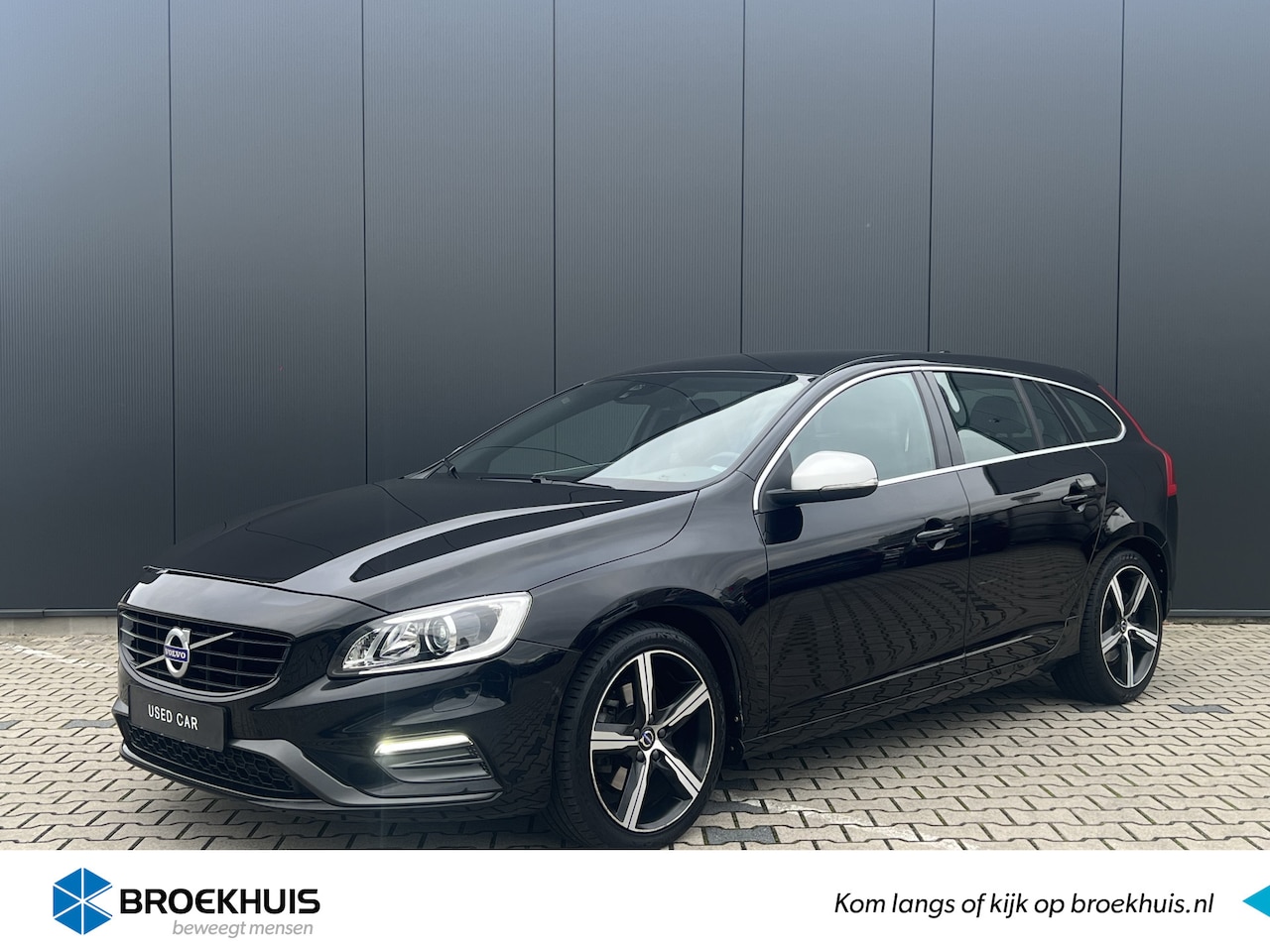 Volvo V60 - 2.0 T4 R-Design | Verwarmbare Voorstoelen | Standkachel | Cruise Control | Bi-Xenon Koplam - AutoWereld.nl