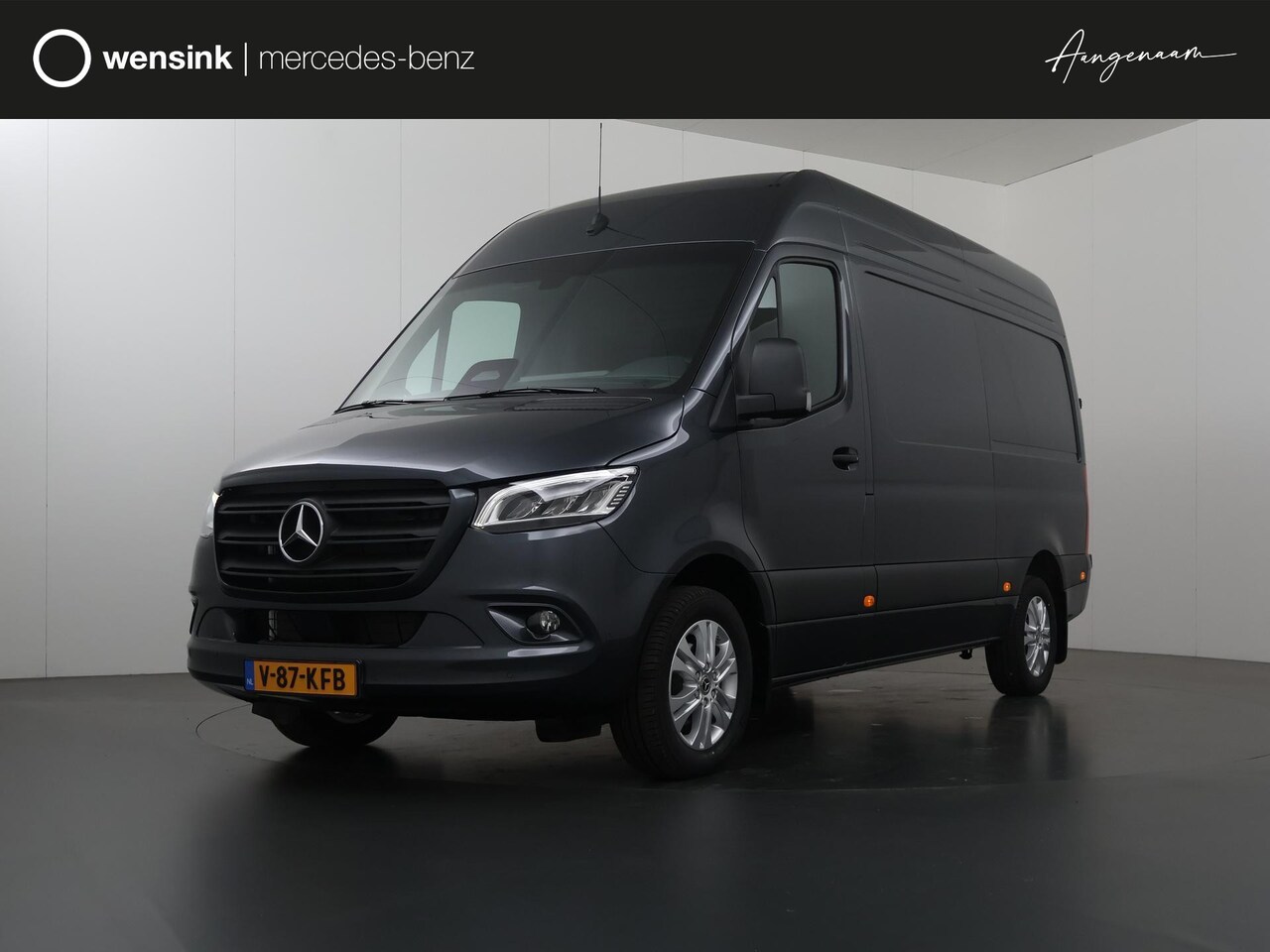 Mercedes-Benz Sprinter - 319 CDI Aut. | L2 H2 | Select | | Keyless Go | Parkeercamera | Bluetooth | Airco | 3-zits - AutoWereld.nl