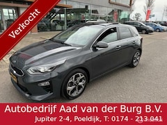 Kia Cee'd - Ceed 1.4 T-GDi 140pk ExecutiveLine 1.400kg trekgewicht , Panorama dak , Lederen bekleding,