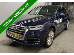 Audi Q5 - 35 TDI Quattro 163PK Automaat / S edition / Panoramadak / Trekhaak / Pdc.+Camera / Navigat