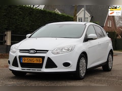 Ford Focus - 1.6 TDCI ECOnetic Lease Trend | NAVI | AIRCO | CRUISE | TREKHAAK | MOOIE GOED OPNDERHOUDEN