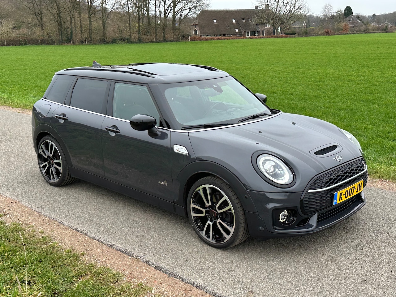 MINI Clubman - 2.0 Cooper S ALL4 Hammersmith JCW pakket Panorama 19” CarPlay H/K - AutoWereld.nl