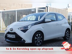 Toyota Aygo - 1.0 VVT-i x-play Automaat | Airco | Elec ramen|Carplay | Achteruitrijcamera | line assist