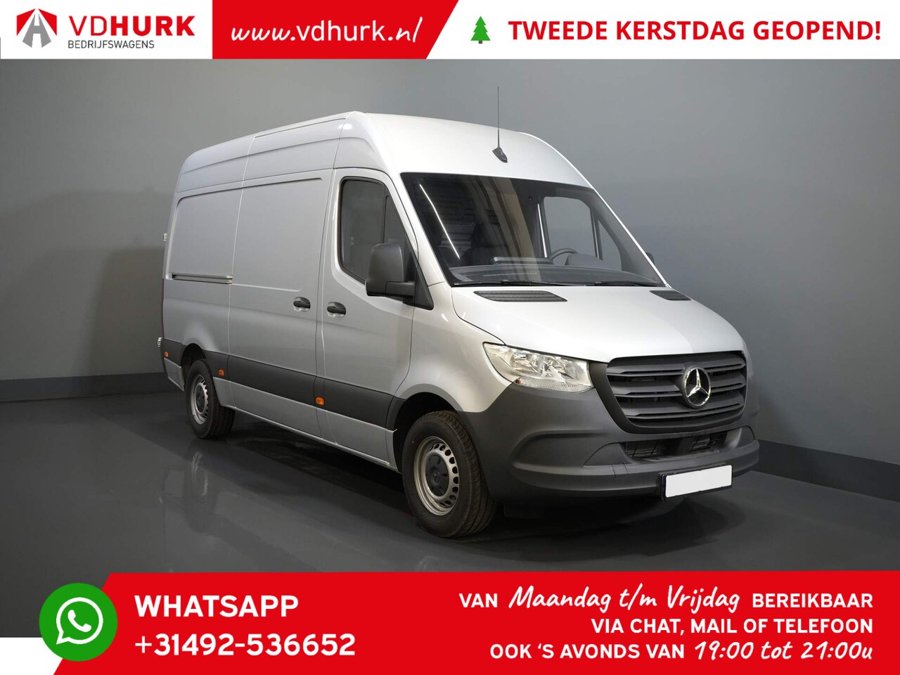 Mercedes-Benz Sprinter - 319 CDI Aut. L2H2 3.5t Trekhaak./ Cruise/ Camera/ Betimmerd/ MBUX - AutoWereld.nl