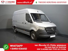 Mercedes-Benz Sprinter - 319 CDI Aut. L2H2 3.5t Trekhaak./ Cruise/ Camera/ Betimmerd/ MBUX