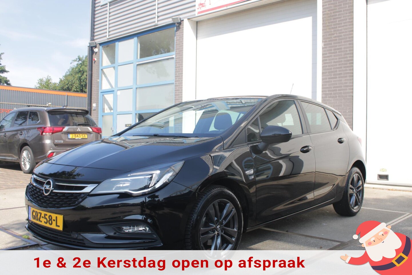 Opel Astra - 1.4 Turbo 120 Jaar Edition | Airco | Elec ramen |Cruisecontrol | Carplay | Parkeersensoren - AutoWereld.nl