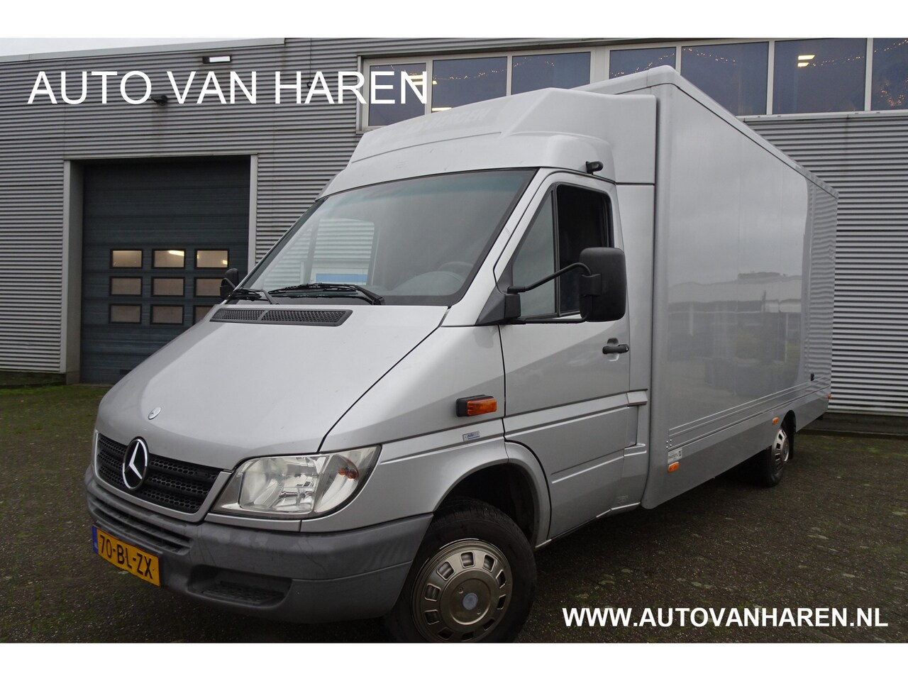 Mercedes-Benz Sprinter - 413 CDI AIRCO BAKWAGEN ZILVER GRIJS TREKHAAK ELEK RAMEN - AutoWereld.nl