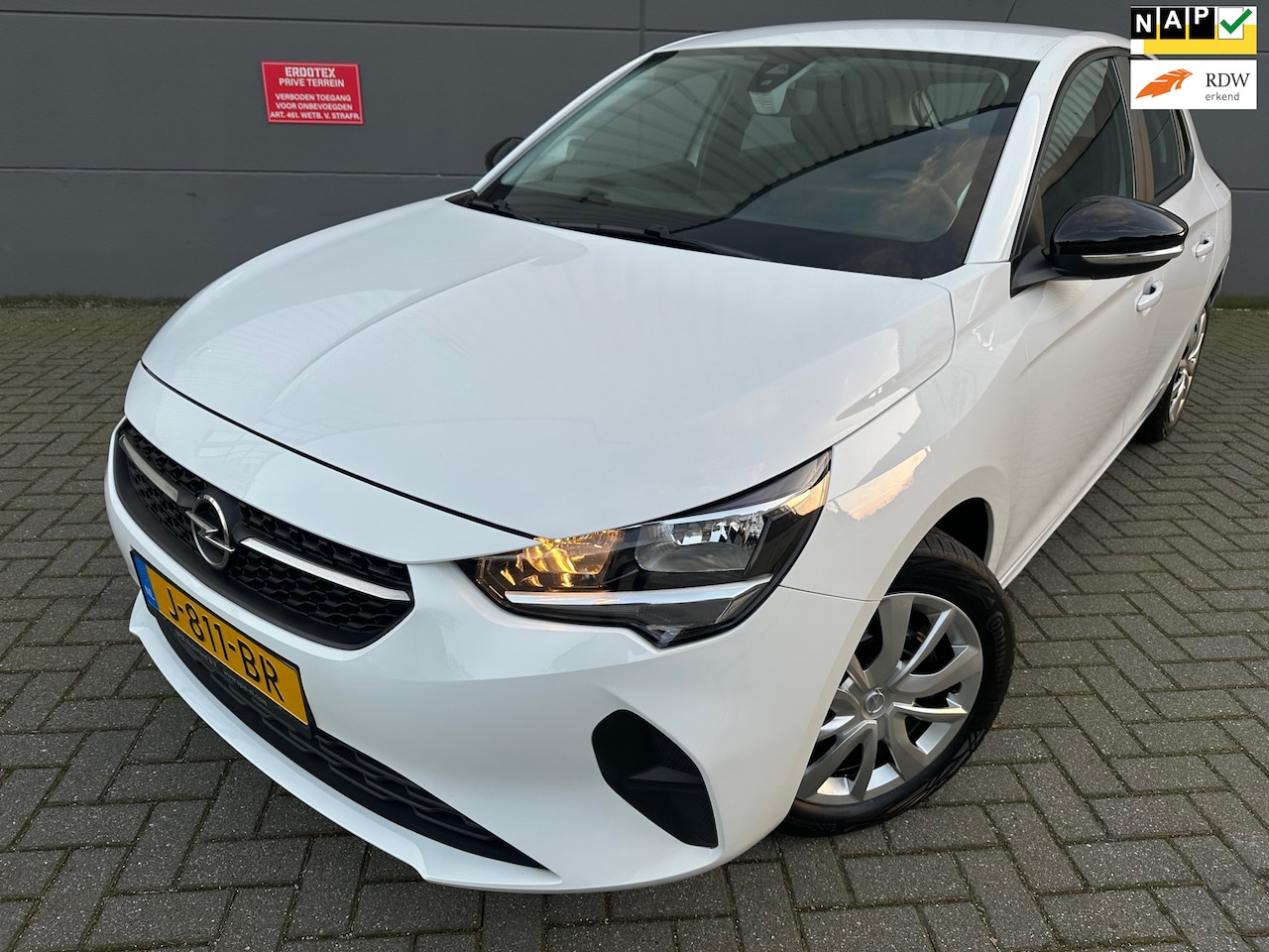 Opel Corsa - 1.2 Edition*CAMERA*CRUISE*NAVI*CARPLYE*NEW APK*NAP*AIRCO*ELKT-RAAM*ISOFIX - AutoWereld.nl