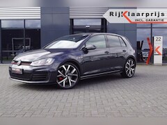 Volkswagen Golf - GTI 2.0 TSI / 19 inch LM / Navi Pro / PDC/ Xenon