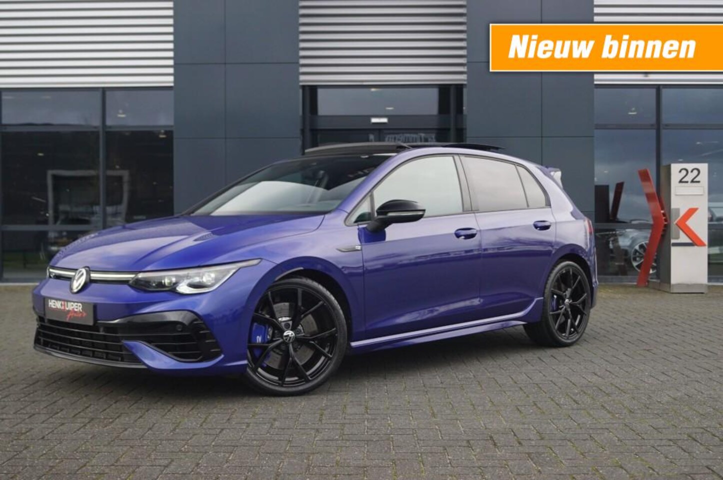 Volkswagen Golf - R 4Mot. Performance 333pk /Akra/Leer/Panodak/DCC/Head-up/IQ - AutoWereld.nl