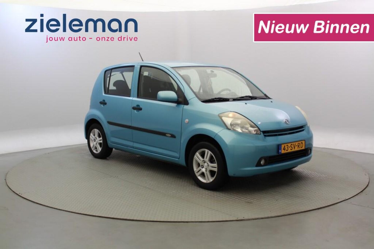 Daihatsu Sirion - 2 1.0 12V Trend 5 Deurs - Airco - AutoWereld.nl