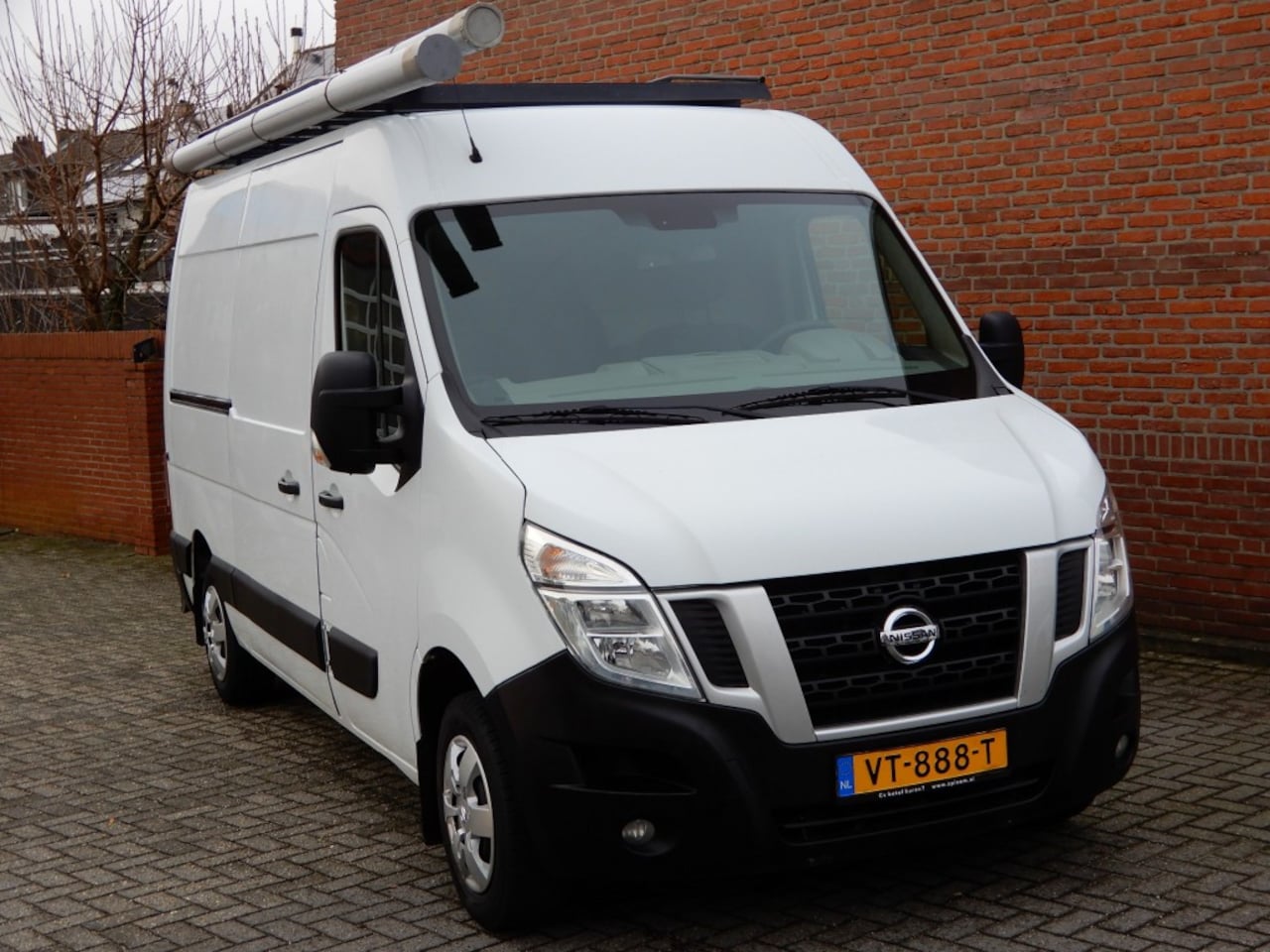 Nissan NV400 - 2.3 dCi L2H2 Business 2.3 DCI L2H2 BUSINESS - AutoWereld.nl