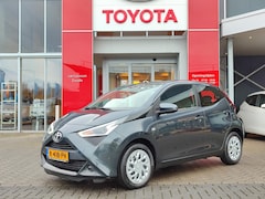 Toyota Aygo - 1.0 VVT-i x-play AUTOMAAT CAMERA AIRCO APPLE/ANDROID BLUETOOTH EL-RAMEN/SPIEGELS NL-AUTO 2