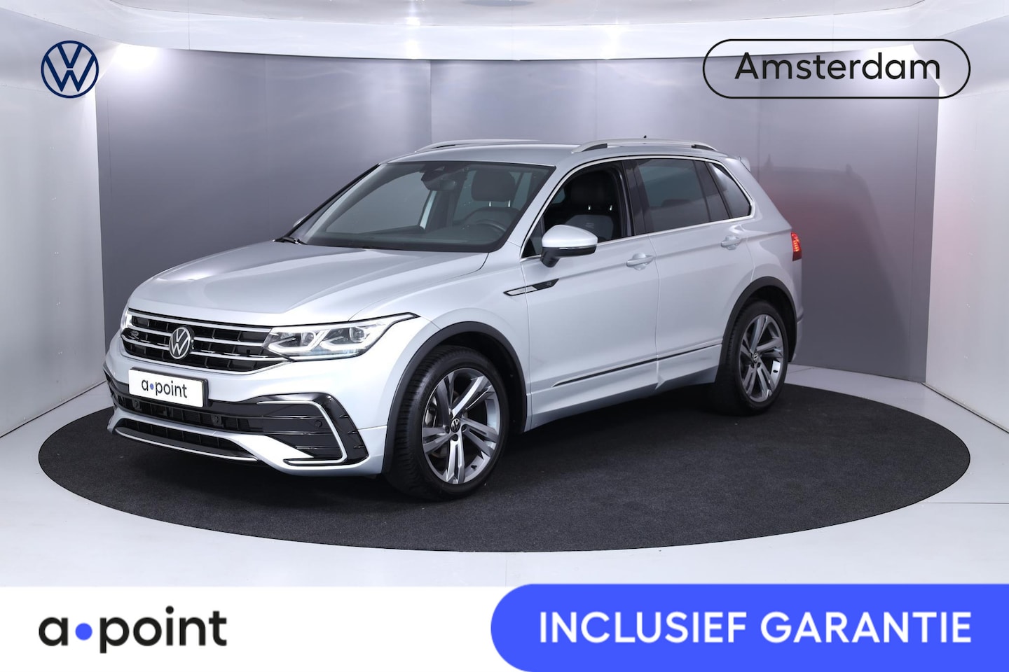 Volkswagen Tiguan - 1.5 TSI R-Line Business 150 pk Automaat (DSG) | Verlengde garantie | Navigatie | Achteruit - AutoWereld.nl