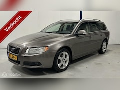 Volvo V70 - 2.5T Summum YOUNGTIMER / LEER / XENON