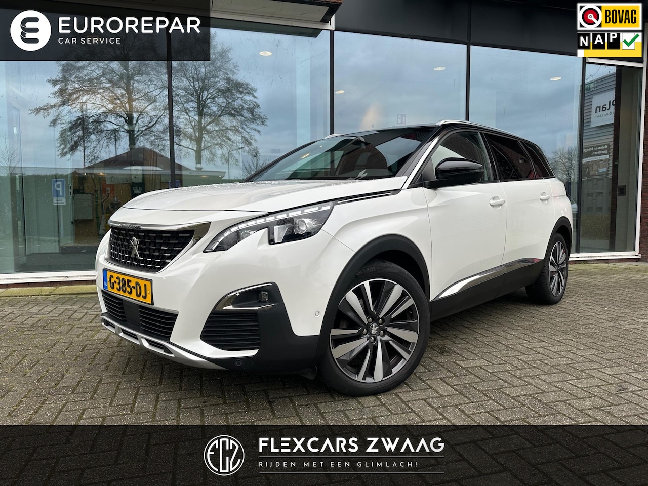 Peugeot 5008 - 1.2 Turbo GT-line - Navi - Trekhaak - Schuif/Opendak - Leder - Dist.VV - org.NL - AutoWereld.nl