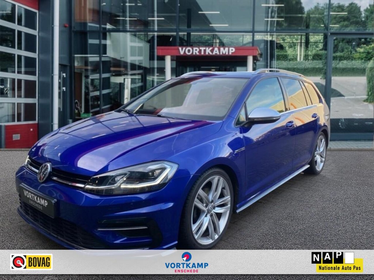 Volkswagen Golf - 1.5 TSI DSG R-LINE CARPLAY/ACC/STOELVERW/PDC - AutoWereld.nl