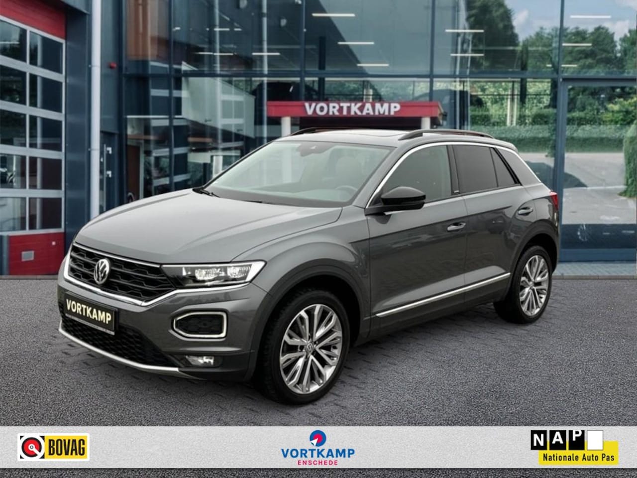 Volkswagen T-Roc - 1.5 TSI UNITED PANO-DAK/CAMERA/NAVI/ACC/STOELVERW/PDC - AutoWereld.nl