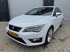 Seat Leon - 1.4 ECO TSI FR / Apple Carplay / Android auto / Afneembare trekh