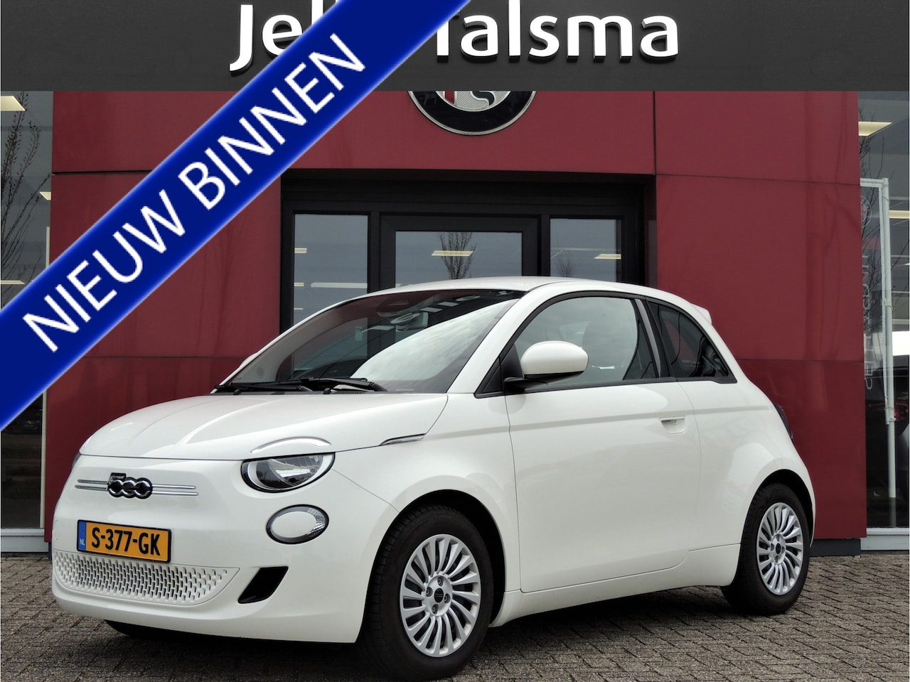 Fiat 500 - Action 24 kWh | Radio Plus Pack | €2.000 subsidie gaat hier nog vanaf | Touchscreen Navi | - AutoWereld.nl