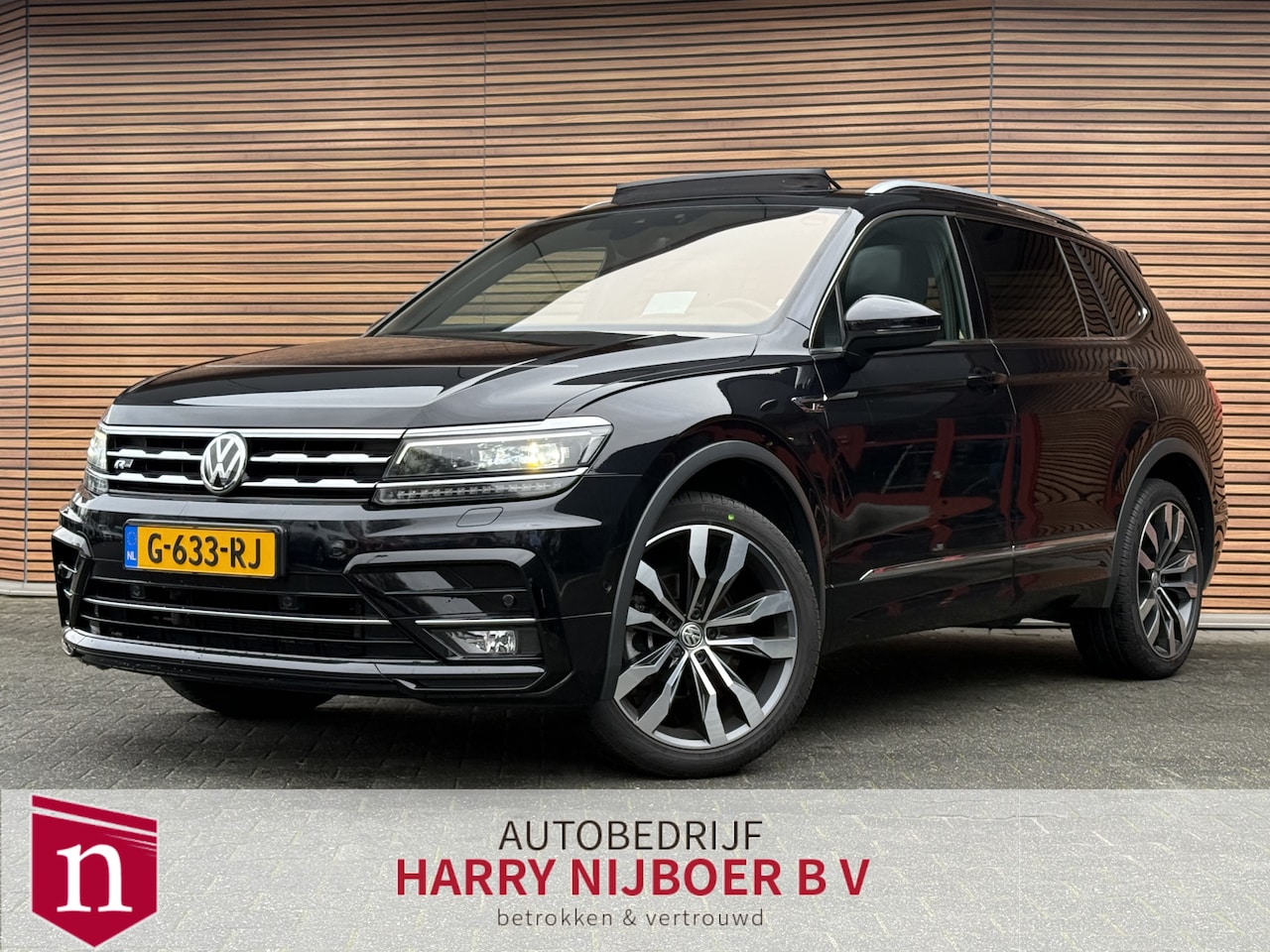 Volkswagen Tiguan Allspace - 1.5 TSI 3x R-Line 7p. Navigatie / DAB / Camera / Trekhaak - AutoWereld.nl