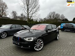 BMW 1-serie - 116i Business Sport|Nwe Ketting + Klepseals|Groot Navi|Carplay|Cruise control|Super nette