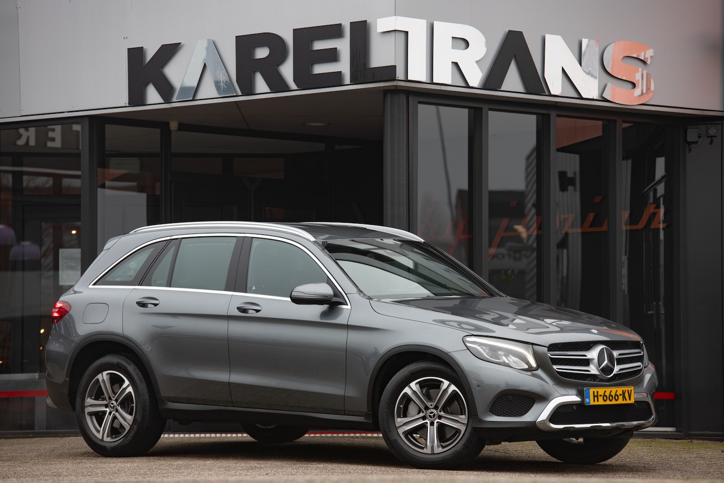 Mercedes-Benz GLC-klasse - GLC 250 | 4matic | distronic+ | led | memory zetels | trekhaak.. - AutoWereld.nl