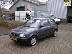 Nissan Micra - 1.0 L nieuwe apk