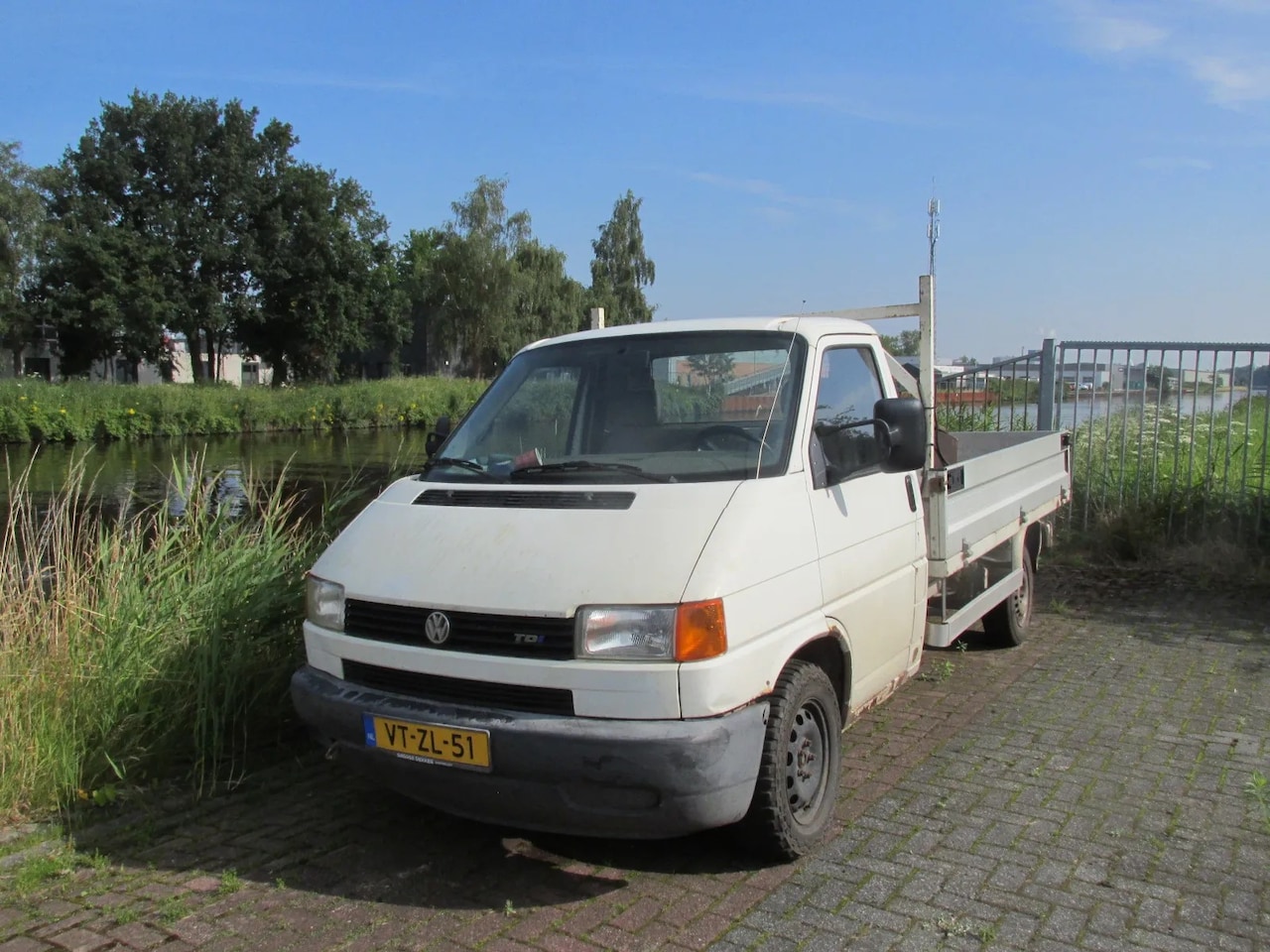 Volkswagen Transporter - Pick up 1.9 TD lang eerst lezen dan bellen - AutoWereld.nl