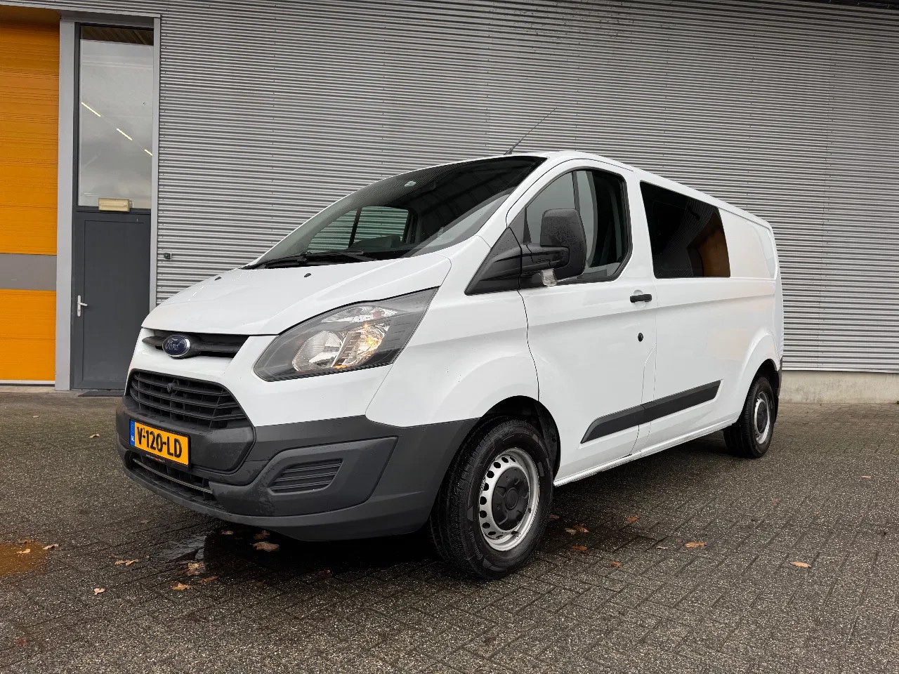 Ford Transit Custom - Dubbele Cabine - AutoWereld.nl