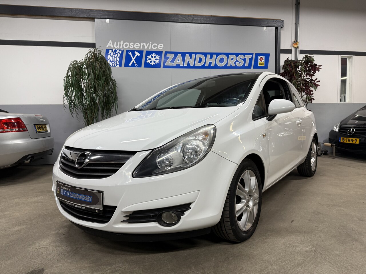 Opel Corsa - 1.4-16V Business 1.4-16V Business - AutoWereld.nl