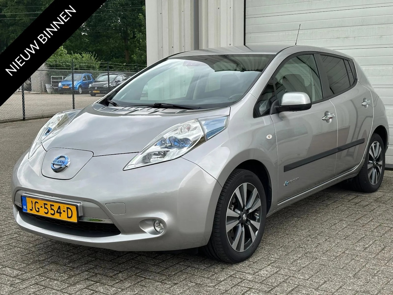 Nissan LEAF - 30kWh BOSE 360' Camera, Leer, NAP ! - AutoWereld.nl