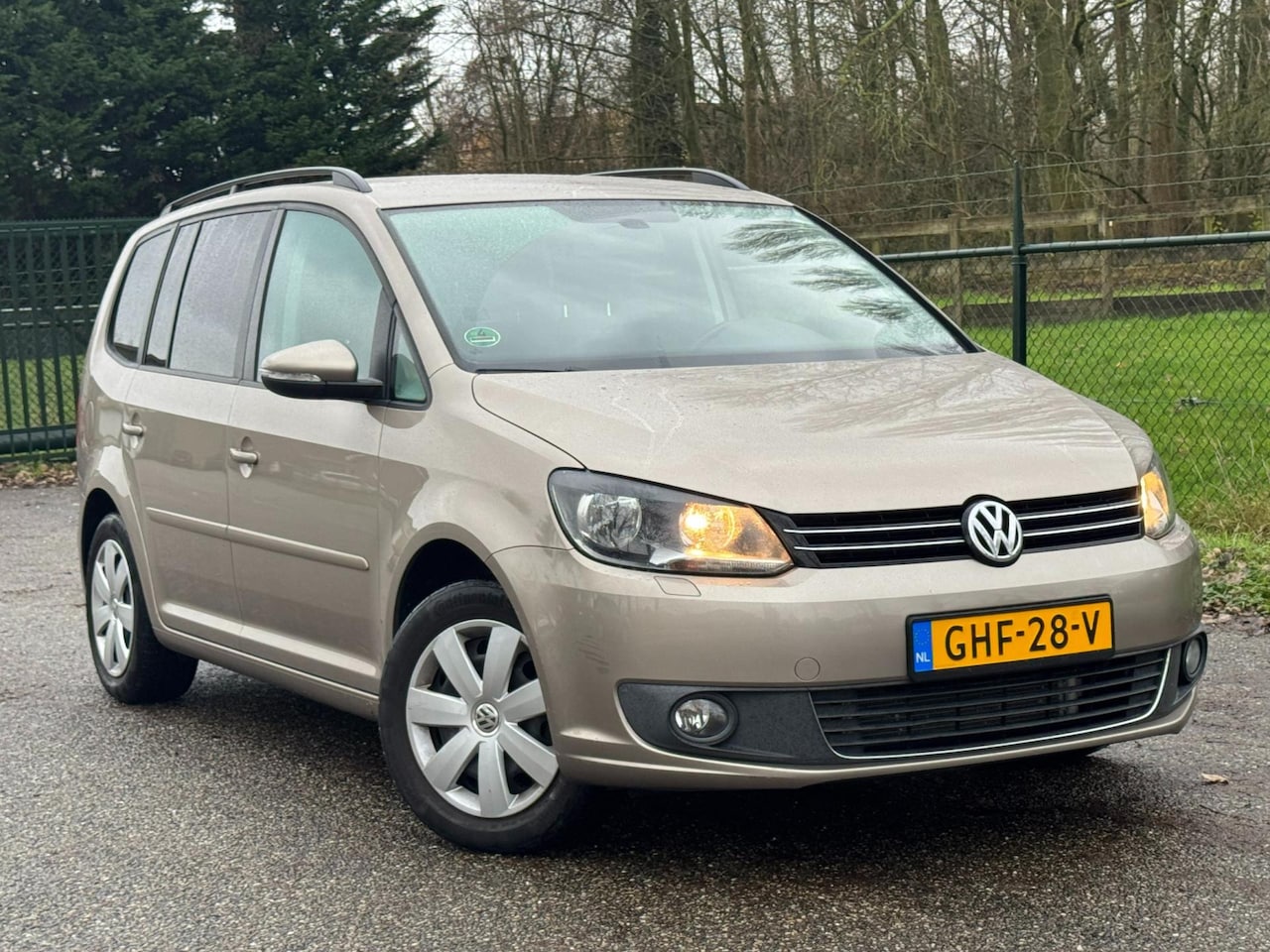 Volkswagen Touran - 1.2 TSI Easyline /Airco/Stoelverwarming/ - AutoWereld.nl