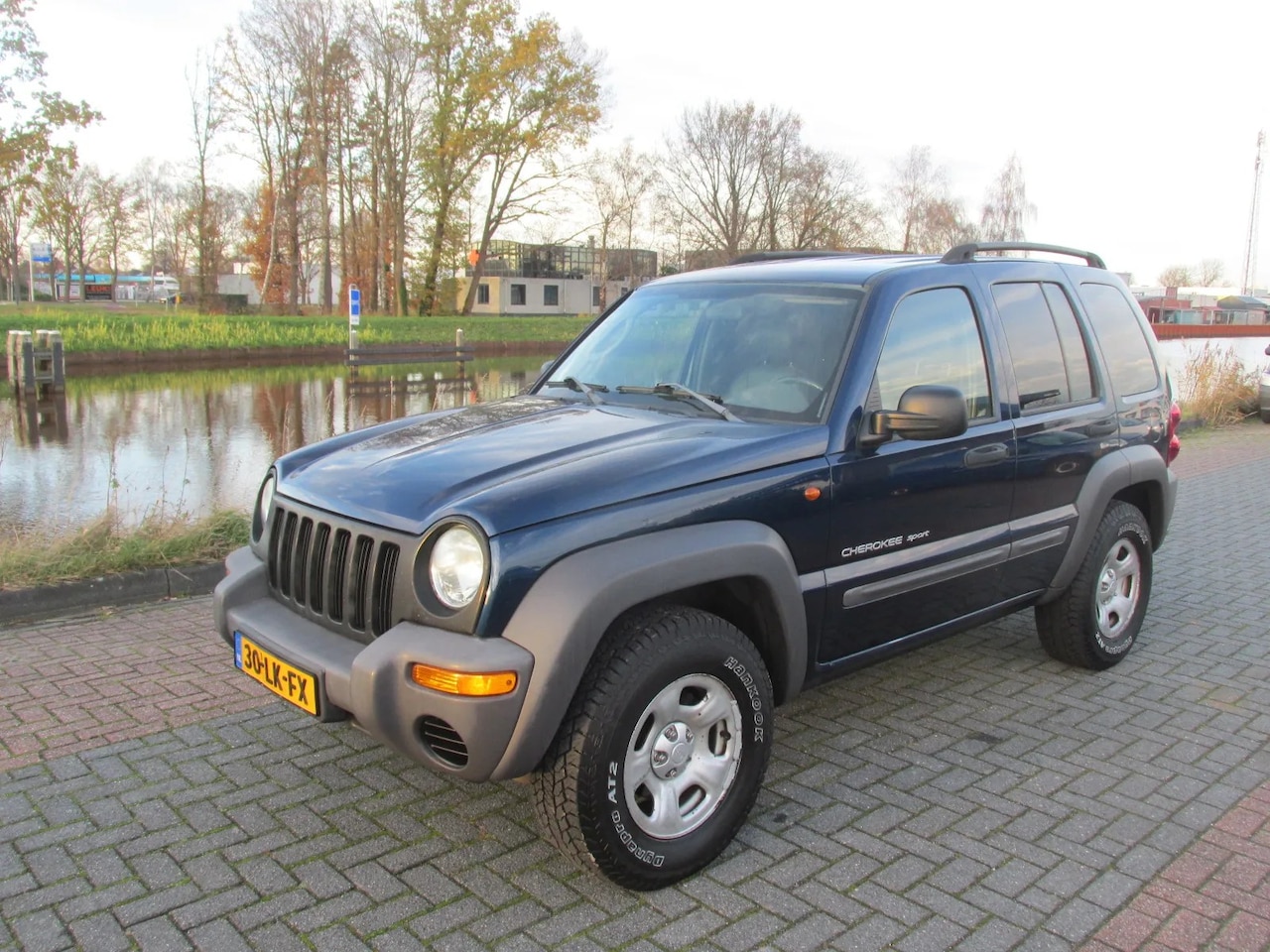 Jeep Cherokee - 3.7i V6 Sport Plus 3.7i V6 Sport Plus - AutoWereld.nl