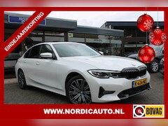 BMW 3-serie - 330E HIGH EXECUTIVE AUTOMAAT/ VIRTUAL COCPIT M AERODYNAMICA- LEDER- A RIJ CAMERA- PLUG IN