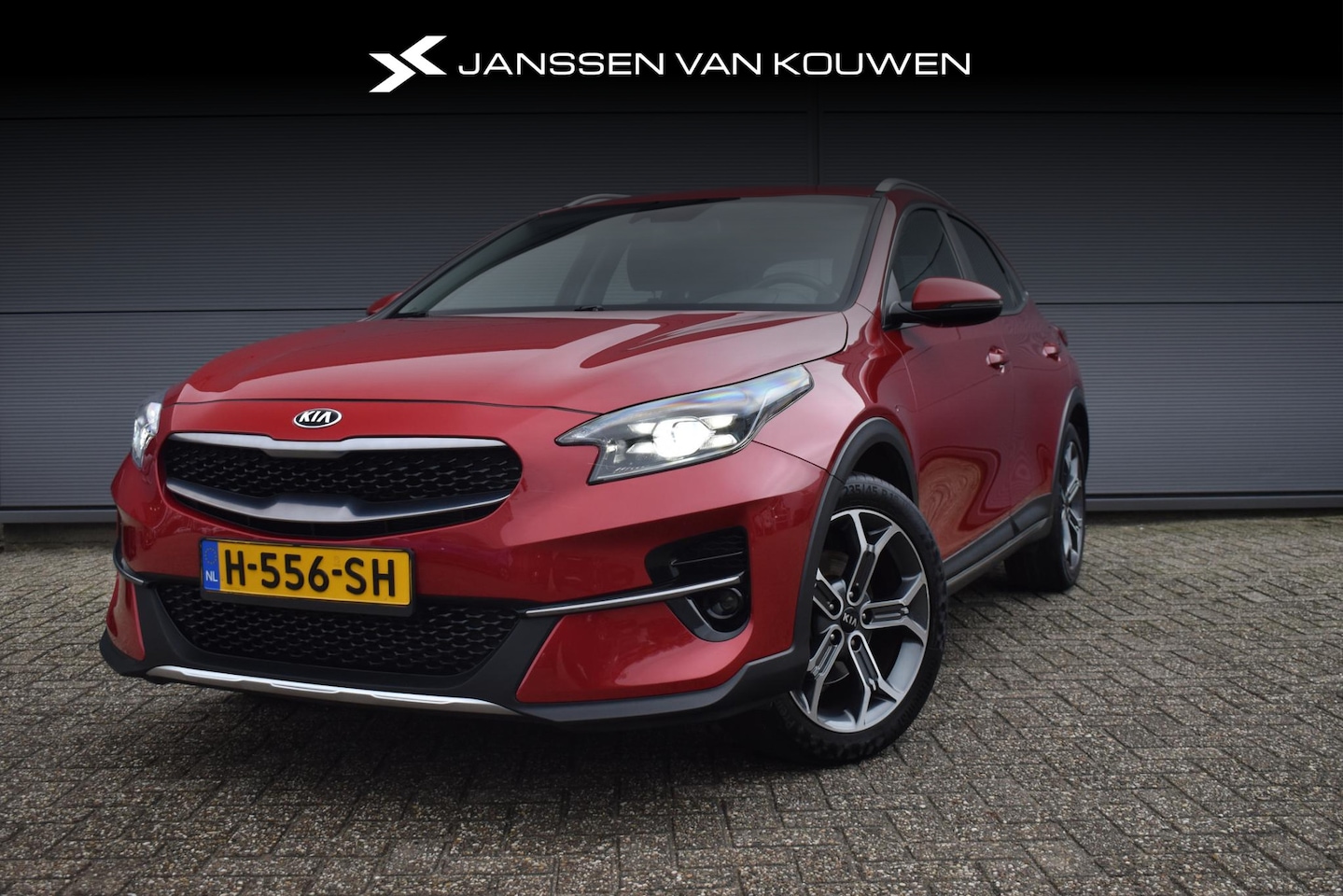 Kia XCeed - 1.0 T-GDi DynamicLine Navigatie Camera Clima Metallic - AutoWereld.nl