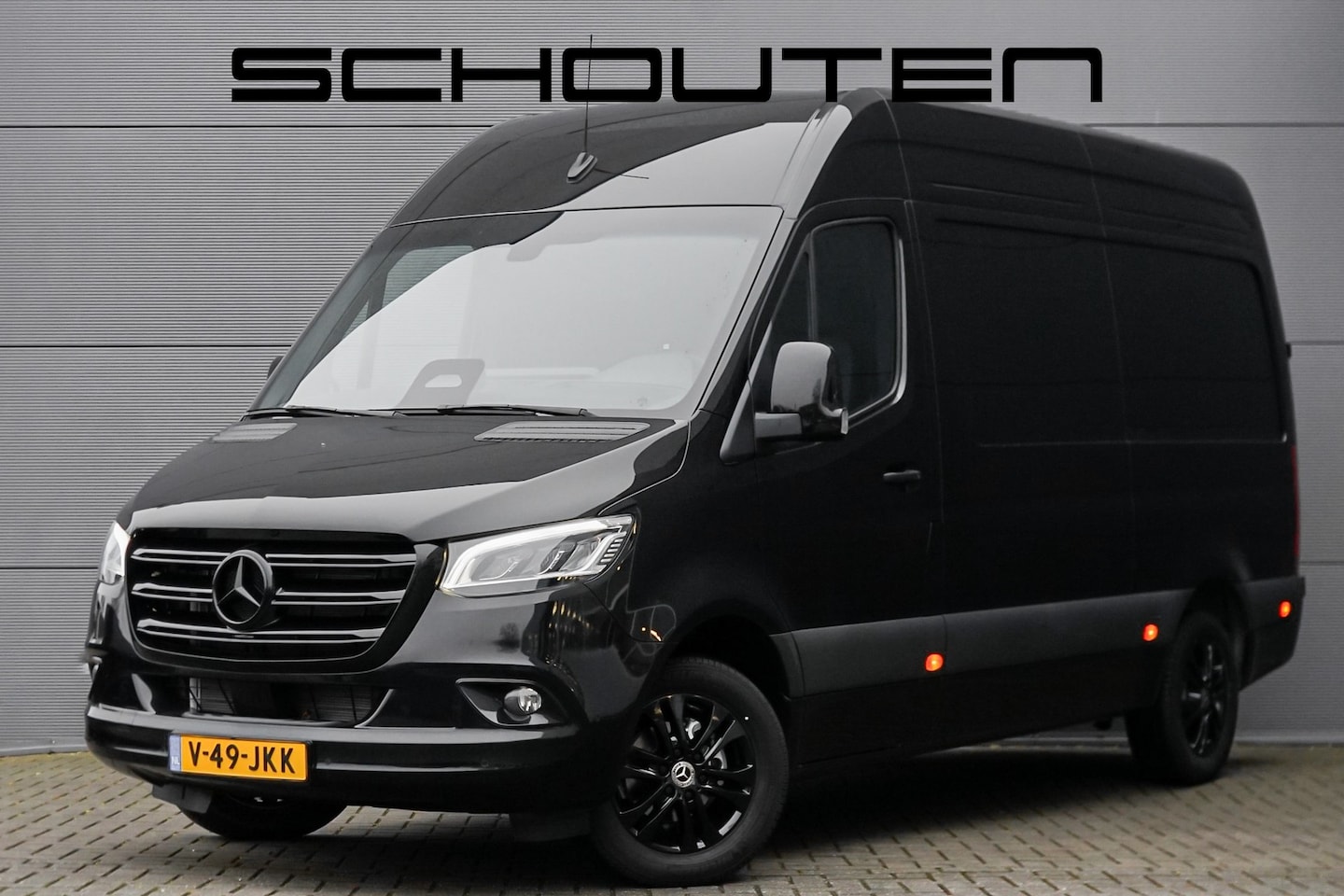 Mercedes-Benz Sprinter - 319 1.9 CDI L2H2 RWD Distronic Camera LED Navi Trekhaak 3.5T - AutoWereld.nl