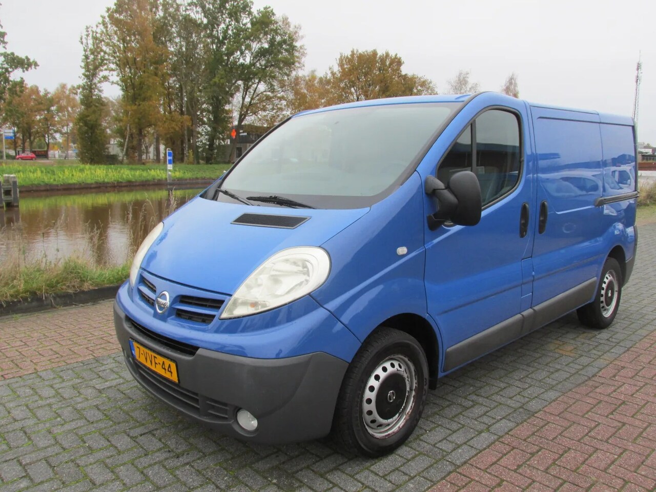 Nissan Primastar - Trafic Vivaro 2.0 dCi schuifdeur L+R - AutoWereld.nl