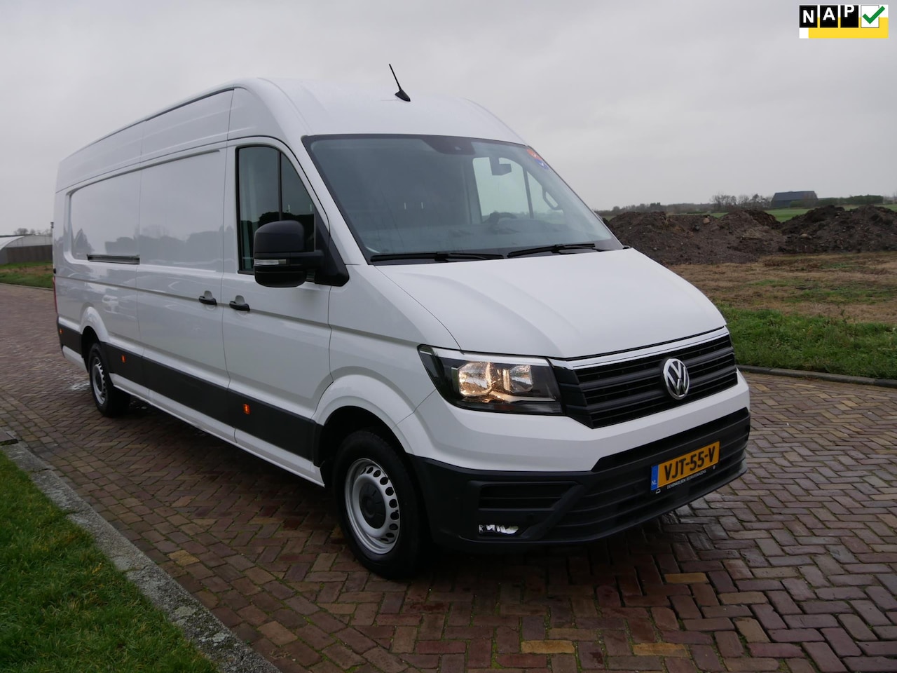 Volkswagen Crafter - 35 2.0 TDI L5H3 130kW AUT NAV AC CAMERA - AutoWereld.nl