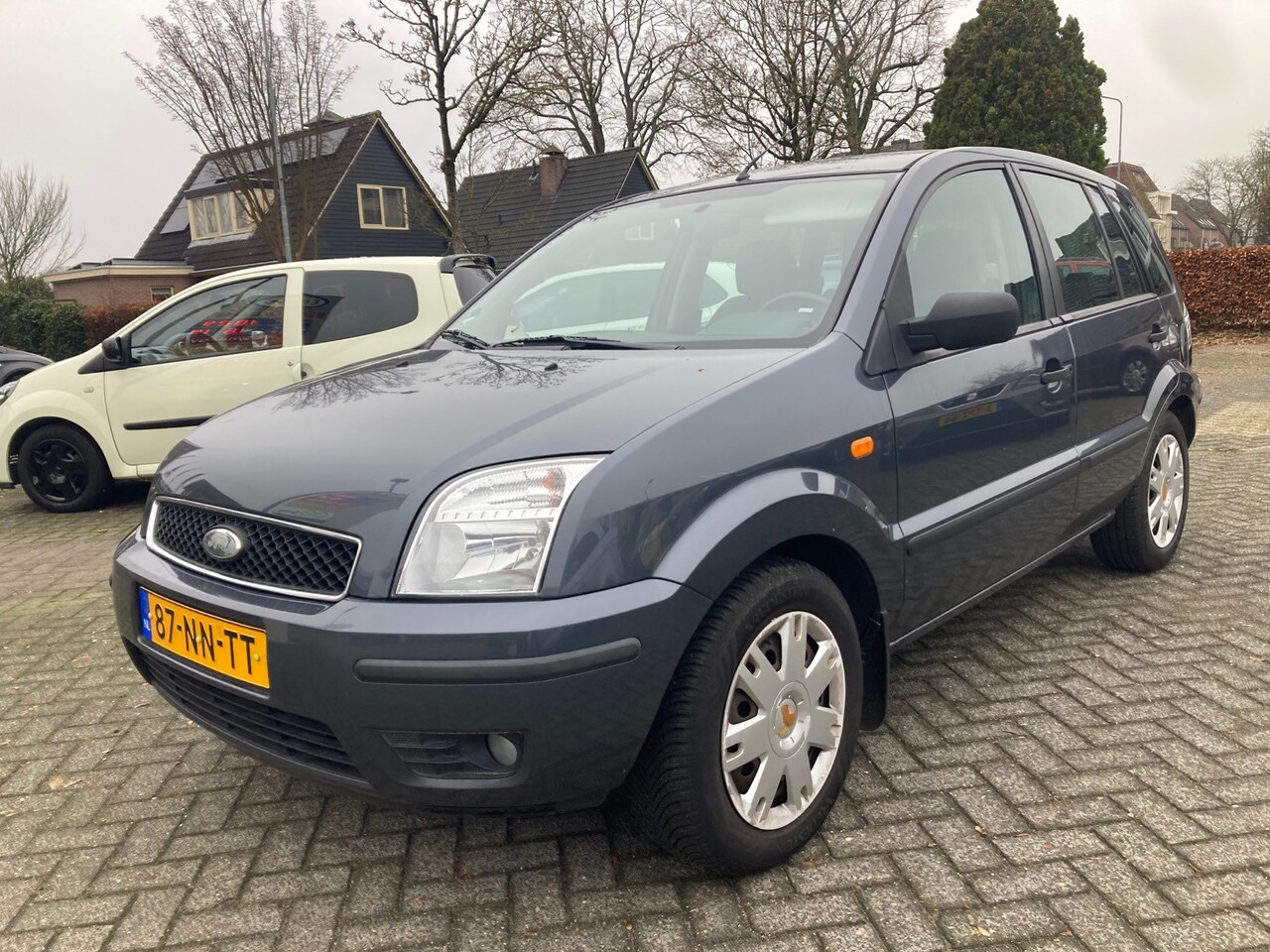 Ford Fusion - 1.4-16V Luxury 58kW-80pk,Airco,Elek-pakket,Nap 1399,- - AutoWereld.nl