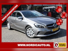 Mercedes-Benz A-klasse - 180 BUSINESS SOLUTION AUTOMAAT/ A-RIJ CAMERA- 1/2 LEDER - NAVIGATIE