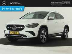 Mercedes-Benz GLA-Klasse - 250 e Face Lift Plug-In Hybride | Trekhaak | AC laden tot 11 kW | Dodehoek assist | Stuur