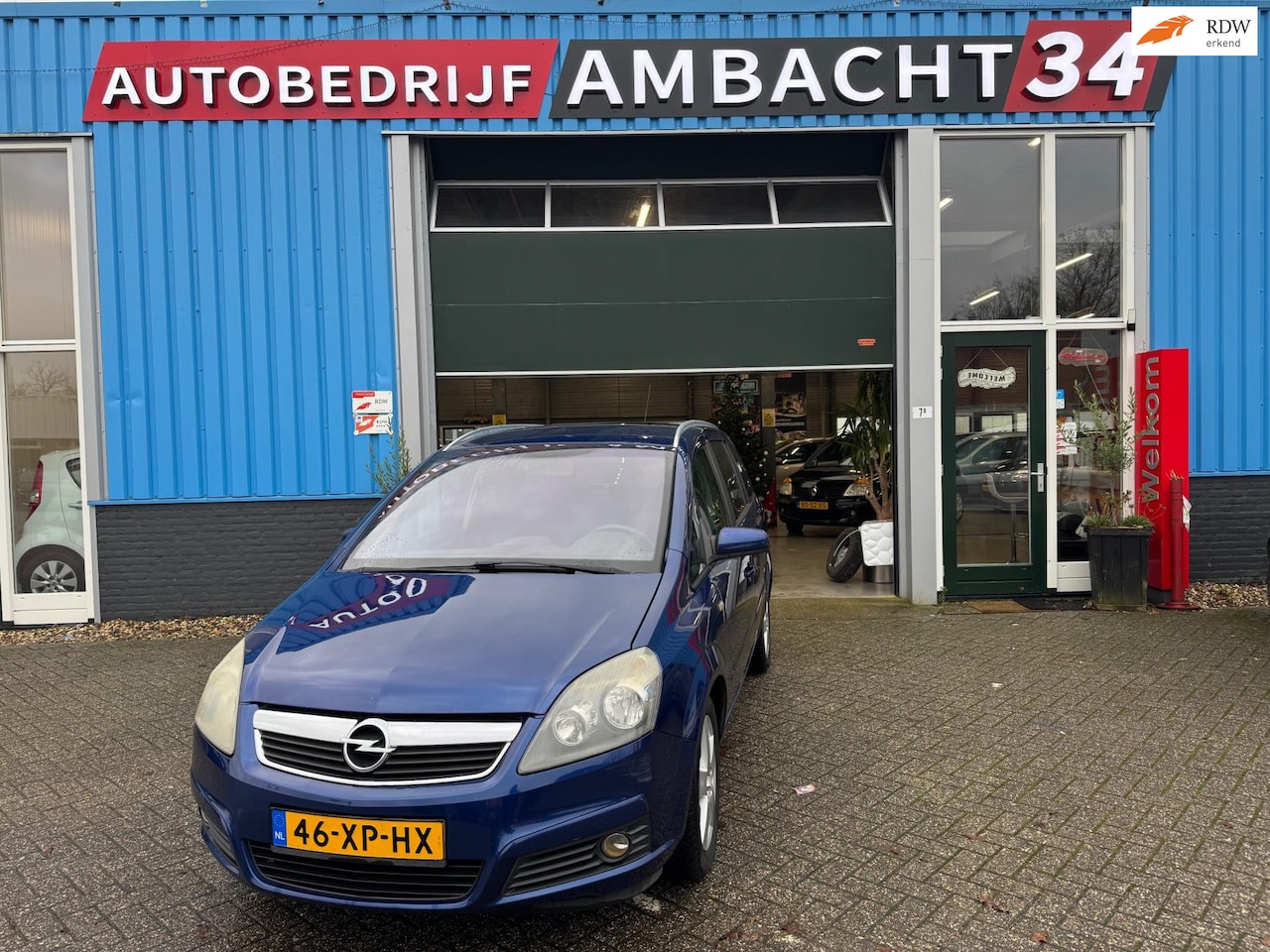 Opel Zafira - 2.2 Temptation | 7 Persoons | Trekhaak | Airco - AutoWereld.nl