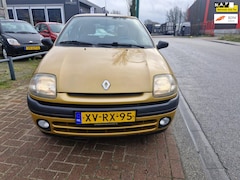 Renault Clio - 1.2 RN Bj.1999 Kmst.261436 met Apk tot 07-04-2025