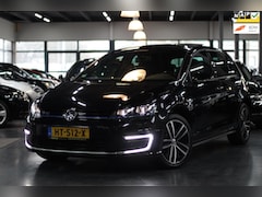 Volkswagen Golf - 1.4 TSI GTE | PANO | VOL LEER | STOELVRWRMNG |