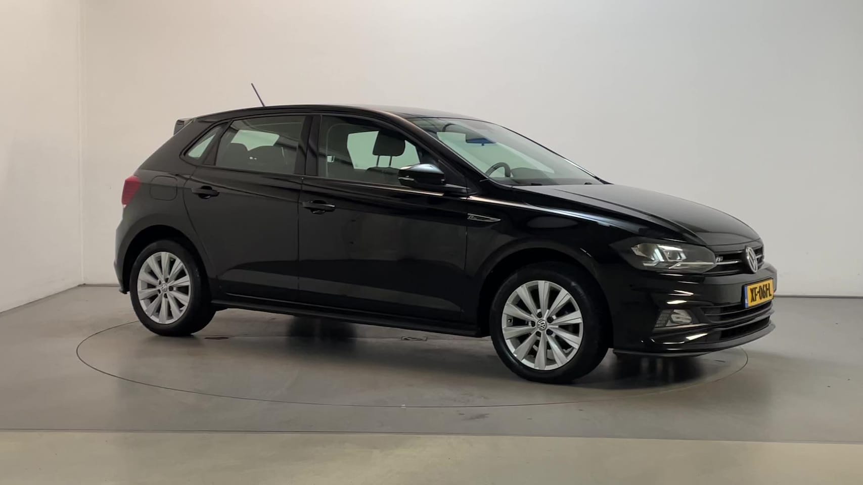 Volkswagen Polo - 1.0 TSI Comfortline Business R-Line Navigatie DAB+ App-Connect - AutoWereld.nl