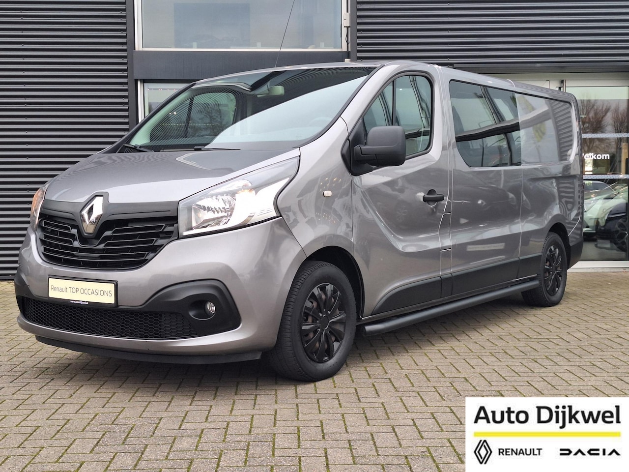 Renault Trafic - 1.6 dCi T29 L2H1 DC Luxe Energy Airco, Navigatie, Cruise Control, Trekhaak - AutoWereld.nl