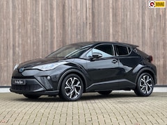 Toyota C-HR - 1.8 Hybrid Executive / Winterpack / Dealer OH /